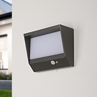 Solcellsvägglampa för utomhusbruk med sensor Gioia