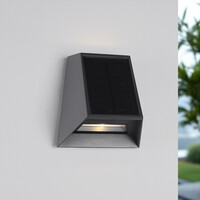 Solcellsvägglampa för utomhusbruk med sensor Sonia