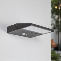 Fällbar solcellsvägglampa med sensor Arietta