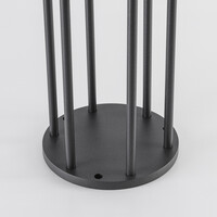 Solcellsdriven stående utomhuslampa Emilian med sensor - Utrustad med integrerad LED