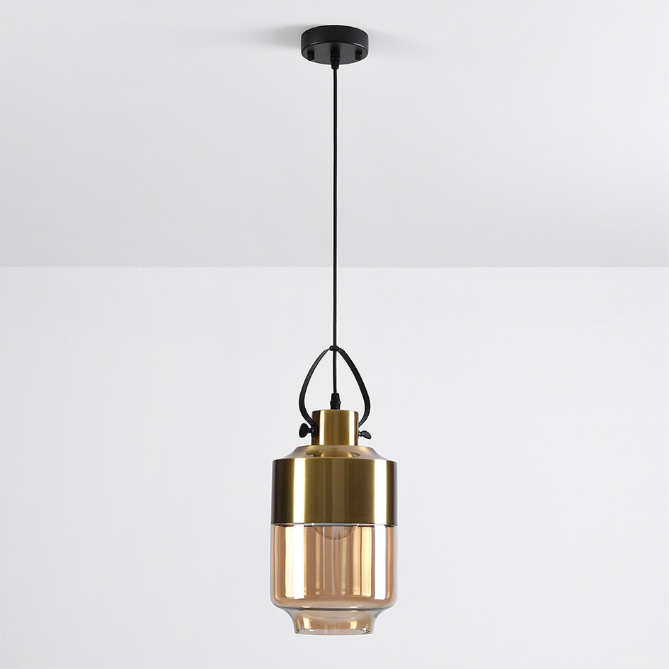 Pendellampa Laure med amberfärgat glas - variant 1