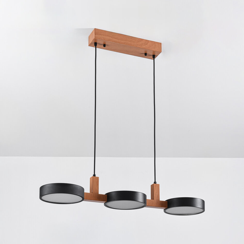 Designad pendellampa Aristo med integrerad LED - svart och trä