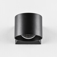 Vägglampa Ylva i svart, för inomhus och utomhus