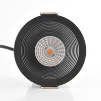 Infälld spotlight med räfflad design - Ilva