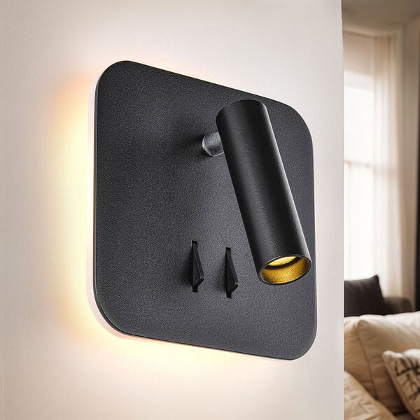 Fyrkantig vägglampa Sofian med vridbar spotlight och belyst väggplatta