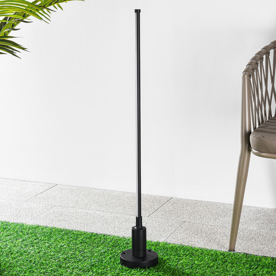 Minimalistisk stående utomhuslampa Lyell med jordspett - antracit med integrerad LED