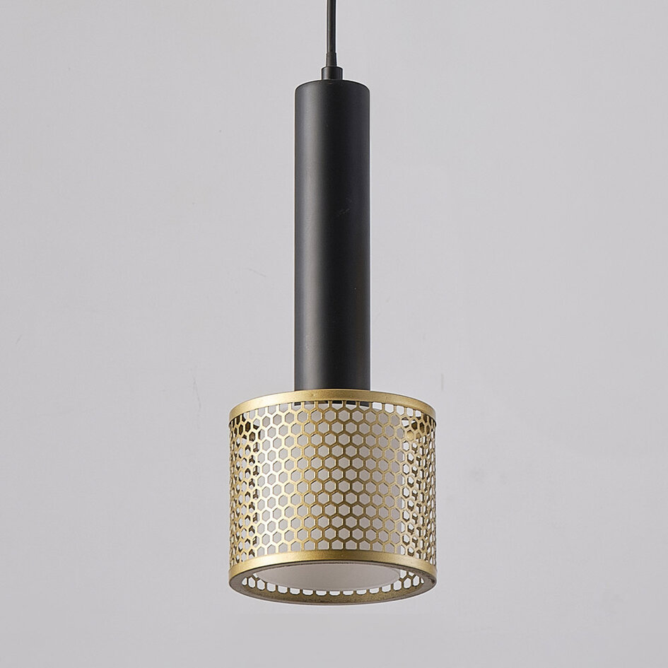 Pendellampa Ouro - svart och guld med bikakedesign