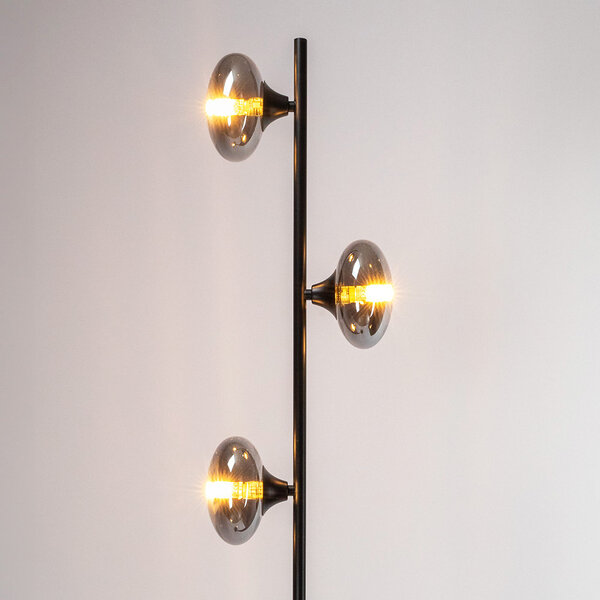 Golvlampa Musta med tre lampor - svart med rökgrått glas