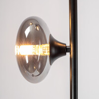 Golvlampa Musta med tre lampor - svart med rökgrått glas