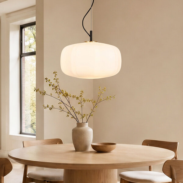 Pendellampa med vitt glas - Kozma