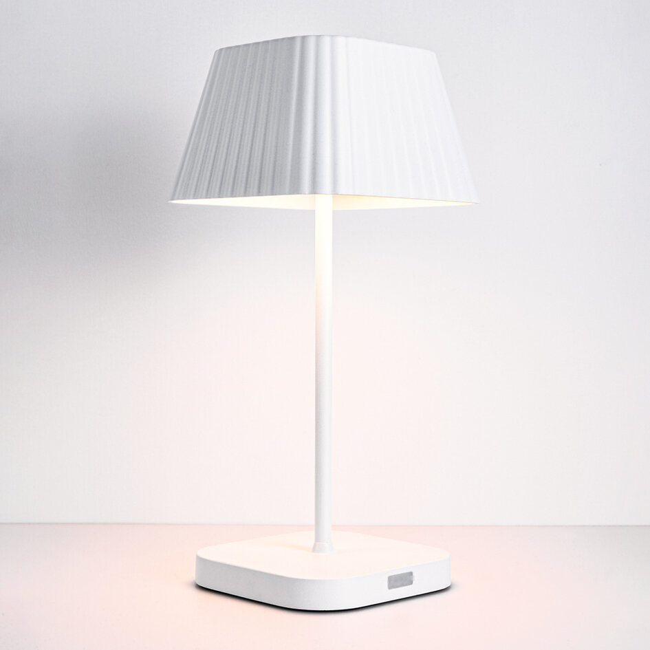 Uppladdningsbar bordslampa Robin - vit, dimbar