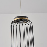Pendellampa Puri med integrerad LED - svart och guld