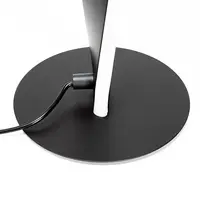 Vriden design-bordslampa Rizar med integrerade lysdioder