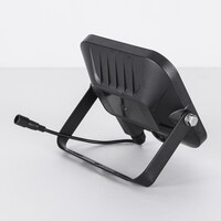 10W solcellsdriven LED-strålkastare för utomhusbruk med sensor - Calem