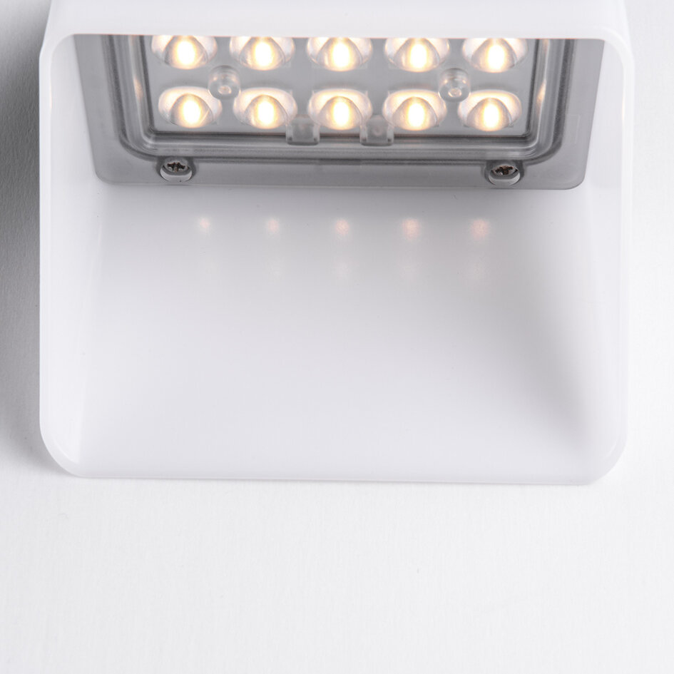 Solcellsdriven utomhuslampa med sensor - Fletch