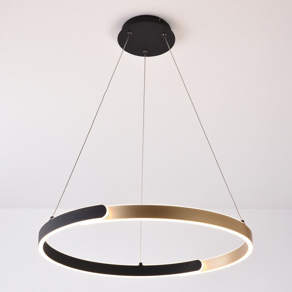 3-stegs dimbar pendellampa Ivana - svart och guld med integrerad LED