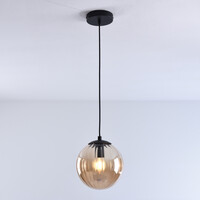 Pendellampa Maja - amberfärgat glas och svart