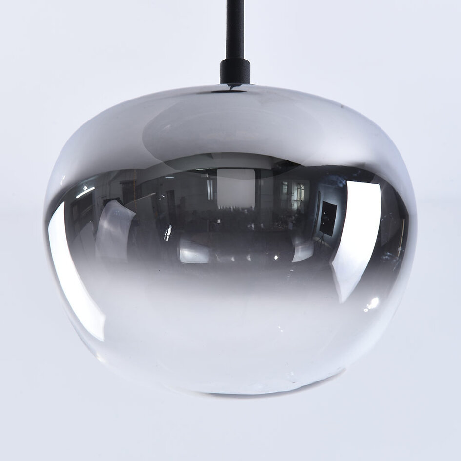 Pendellampa Florine med rökfärgat glas med färgskiftning och 3-stegs dimbar LED