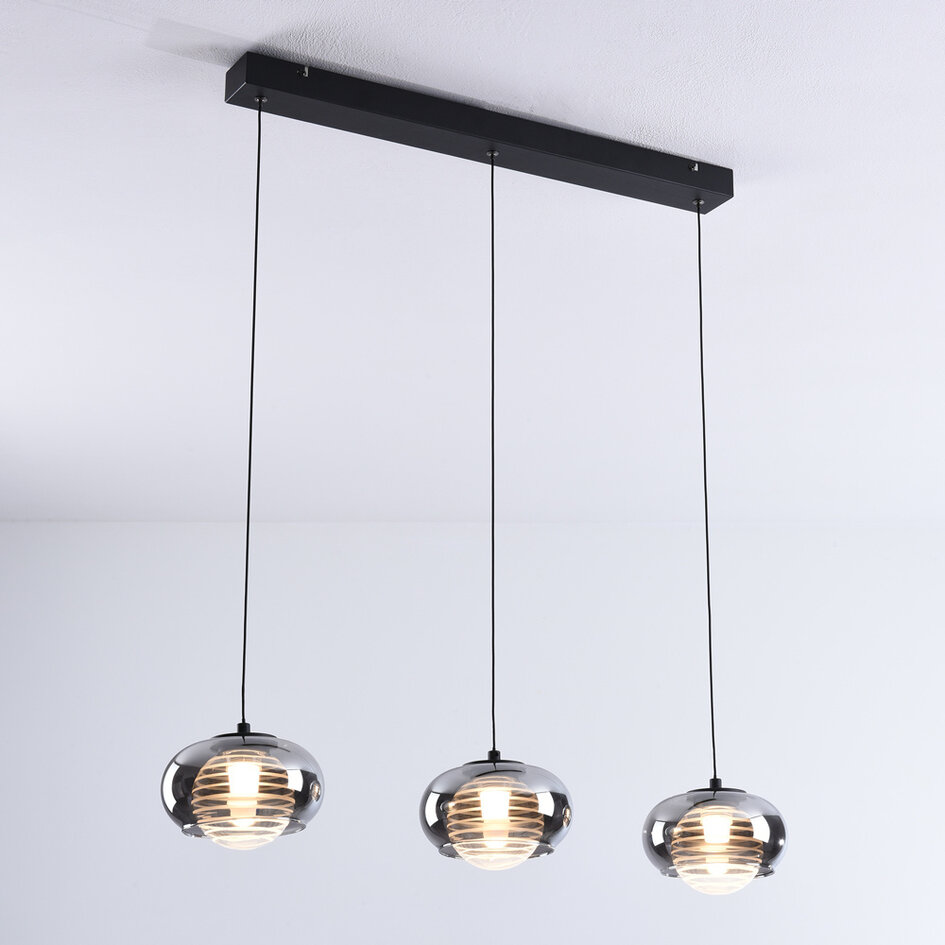 Pendellampa Vive med rökfärgat glas och 3-stegs dimbar LED