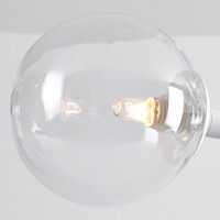 Pendellampa Asun med fyra lampor - vit ram med transparenta glaskulor