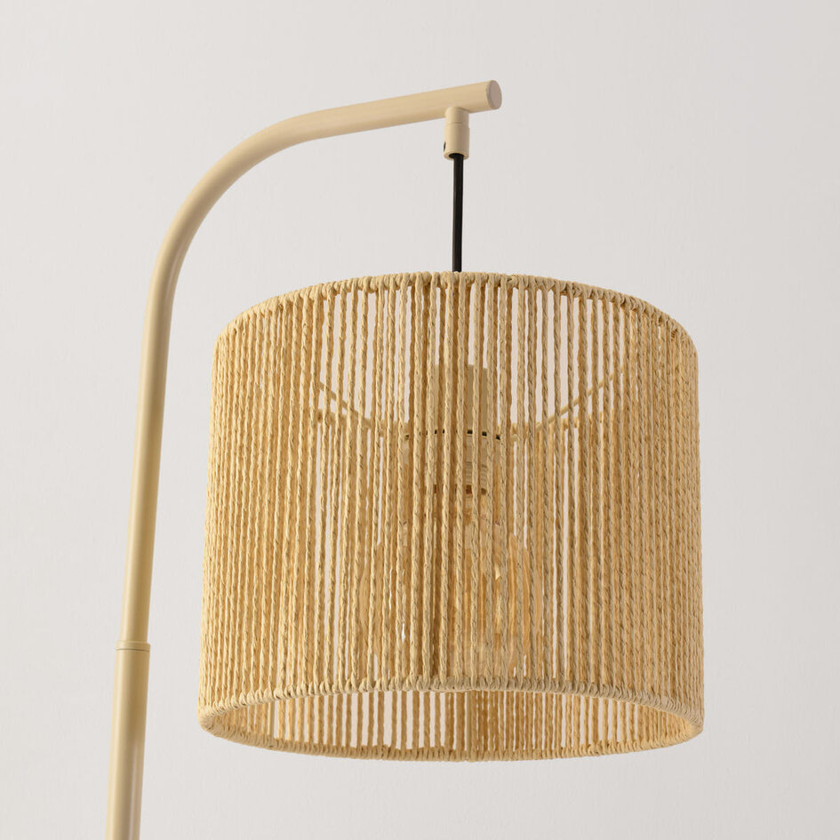 Båglampa Reed med cremefärgad flätad skärm - beige