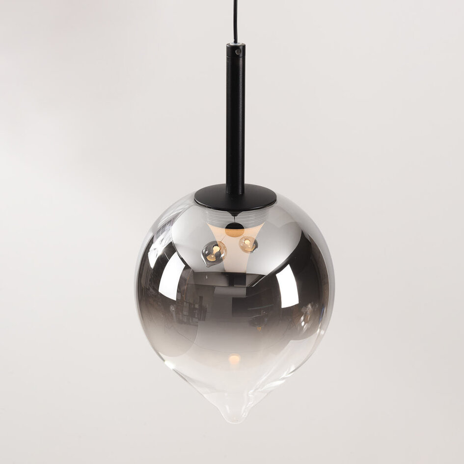 Pendellampa Drop med tre lampor, rökfärgat glas och integrerad LED, 3-stegs dimbar