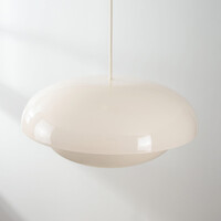 Modern retro-pendellampa Orbia i blank ljusbeige