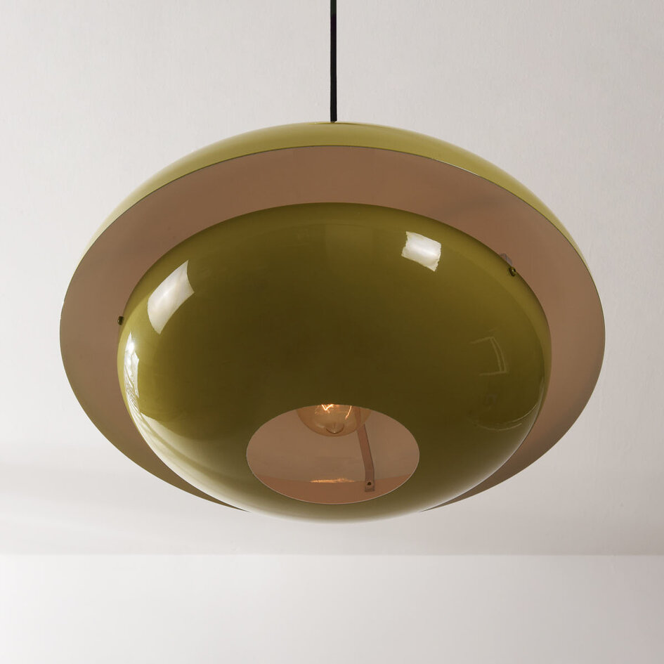 Retro-pendellampa Orbia i blank khakigrön