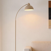 Båglampa Arc med metallskärm - beige
