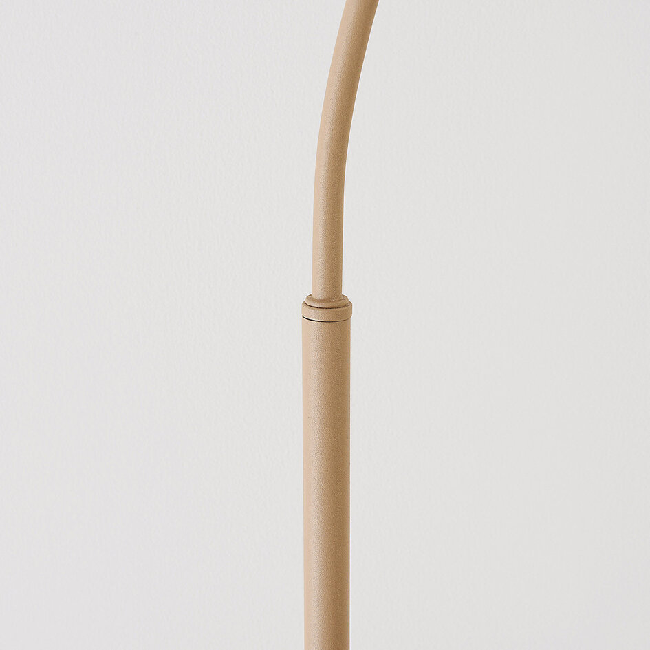 Båglampa Arc med metallskärm - beige