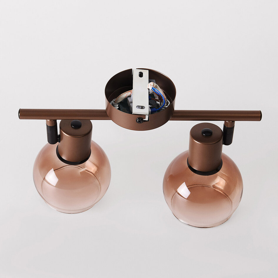 Vridbar taklampa Phiene med 2 lampor - brunt ombréglas