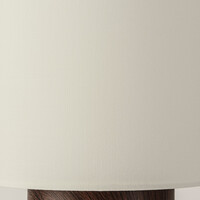 Bordslampa Koja med valnötslook och tygskärm