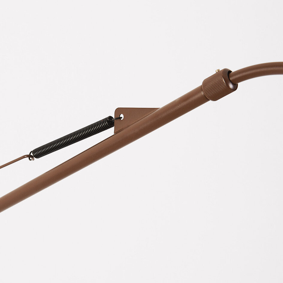 Vägglampa Dasha - vridbar arm med brunt ombréglas
