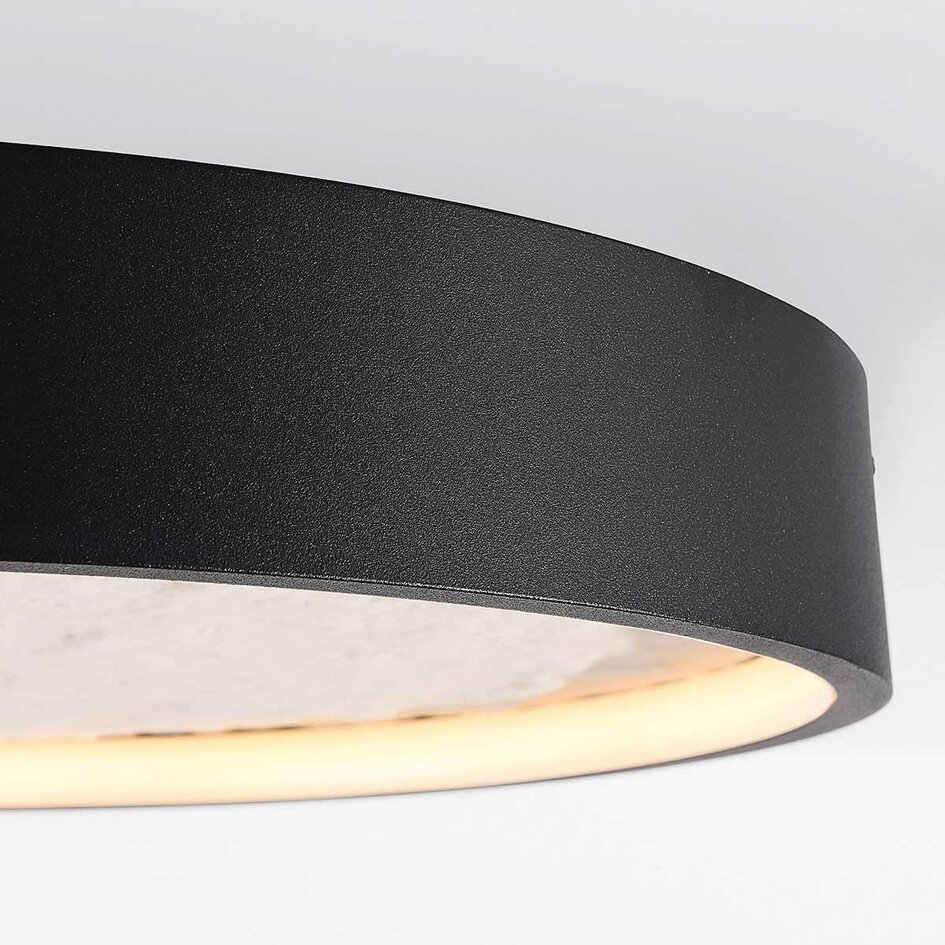 Taklampa Cercul Ø40 cm svart med benvitt steneffekt och 3-stegs dimbar