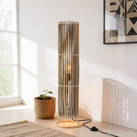 Golvlampa Lori av bambu - svart och natur