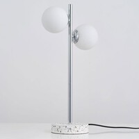 Bordslampa Pallon med två lampor och mjölkvitt glas - marmorlook