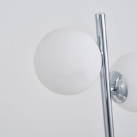 Bordslampa Pallon med två lampor och mjölkvitt glas - marmorlook