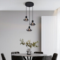Modern pendellampa Vida med tre lampor - rökfärgat glas och svart