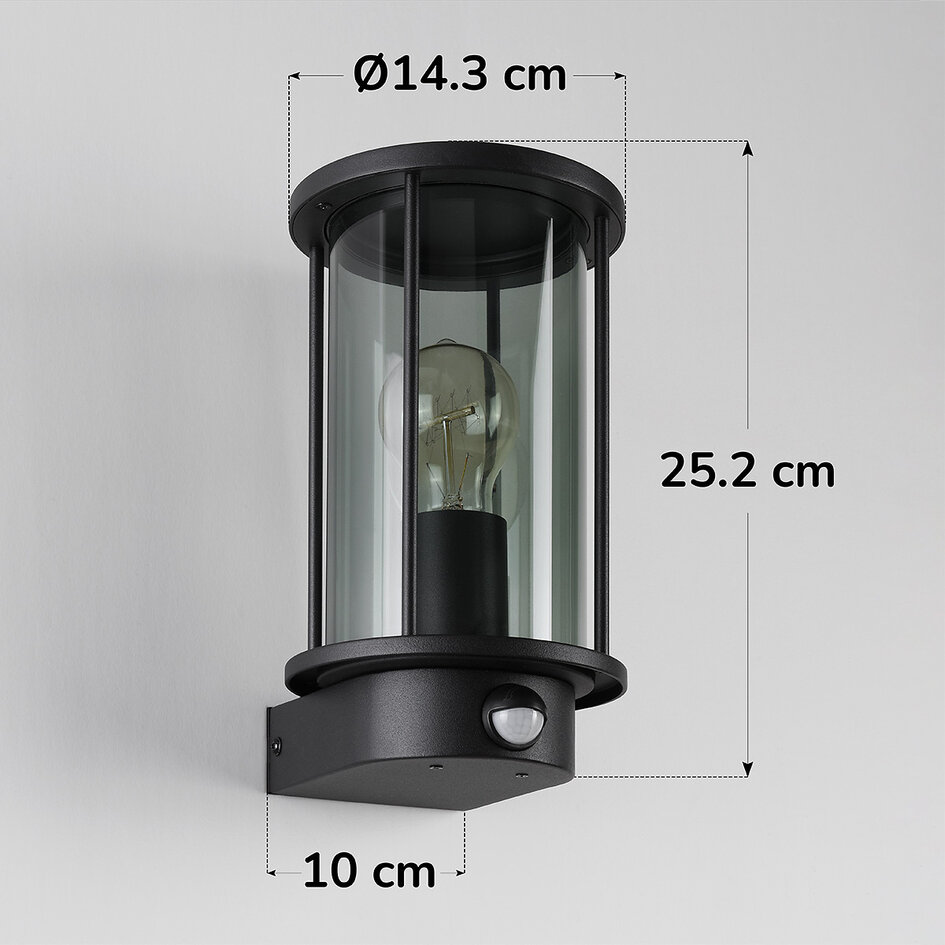 Utomhusvägglampa Pax med rökglas och sensor - svart