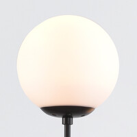 Design taklampa svart ram och mjölkvitt glas - Hepta