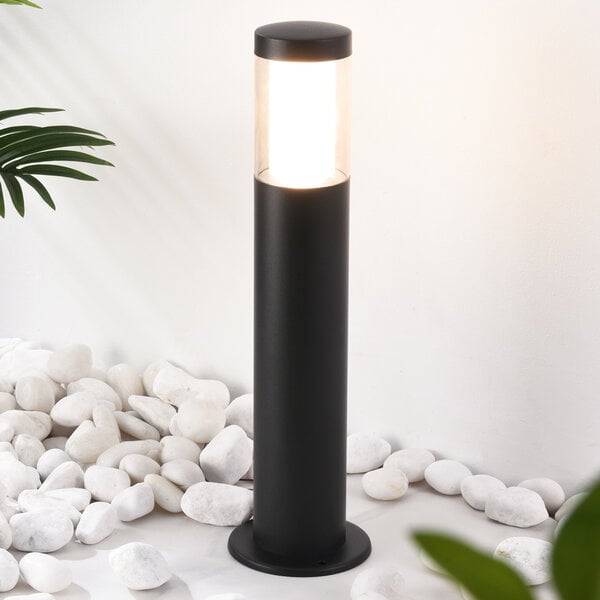 Stående utomhuslampa Leandre med mjölkvit kupa - 44 cm svart med integrerad LED