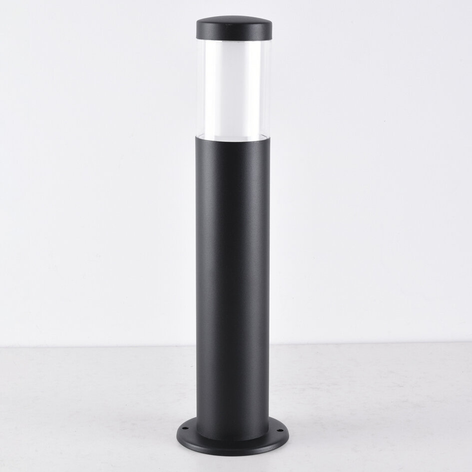 Stående utomhuslampa Leandre med mjölkvit kupa - 44 cm svart med integrerad LED