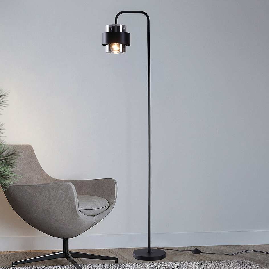Svart golvlampa Fyke i rökgrått glas