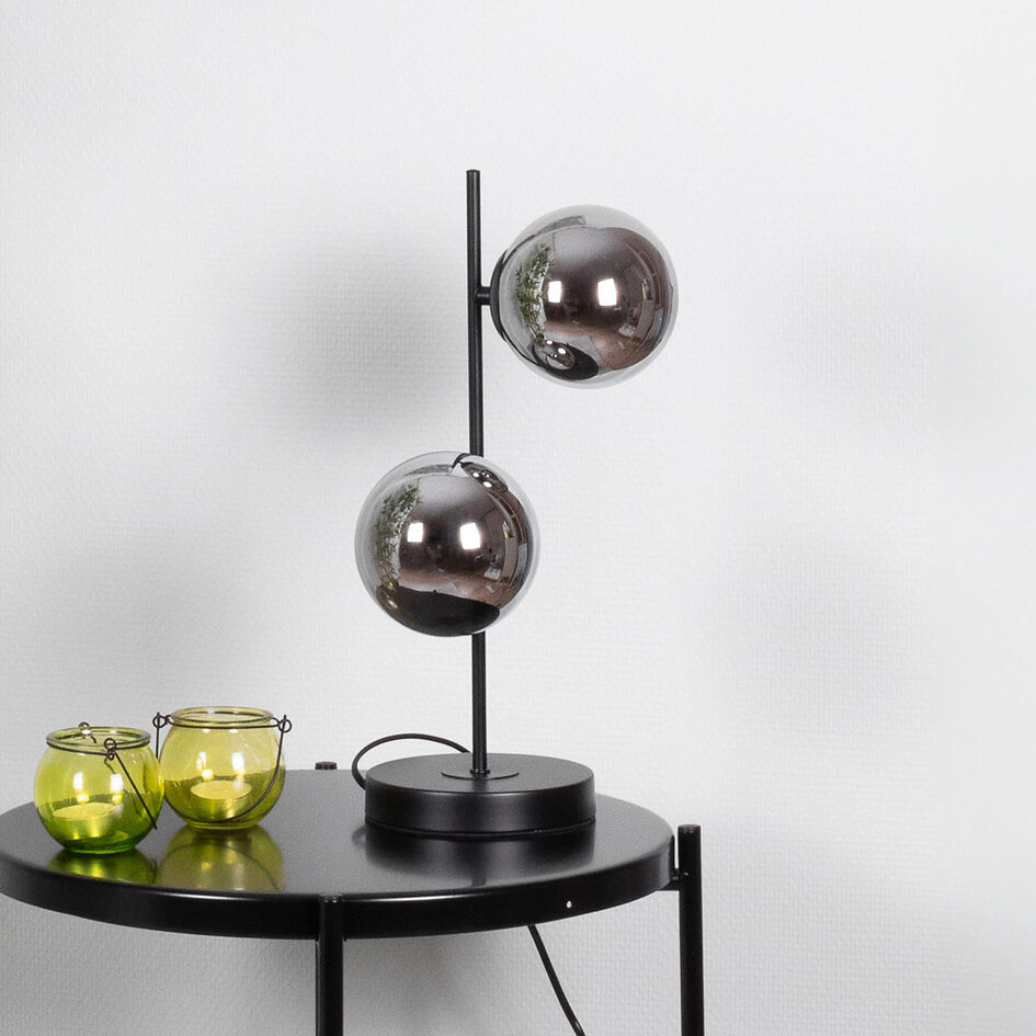 Bordslampa Ethan med två lampor - svart och rökfärgat glas med spegeleffekt