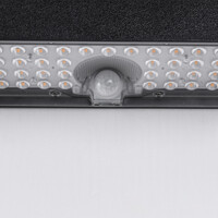 Solcellsvägglampa för utomhusbruk Grish med sensor - svart