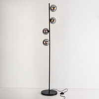 Golvlampa Pippa med fyra lampor i svart med rökgrått glas