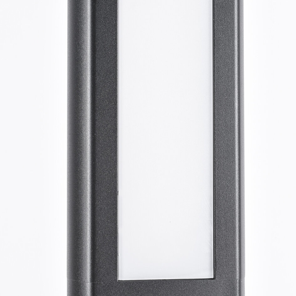 Stående utomhuslampa Stein - svart med integrerad LED