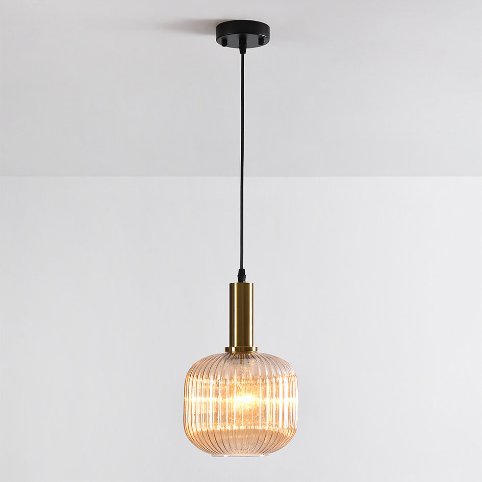 Pendellampa Sita - räfflat glas med bred kula