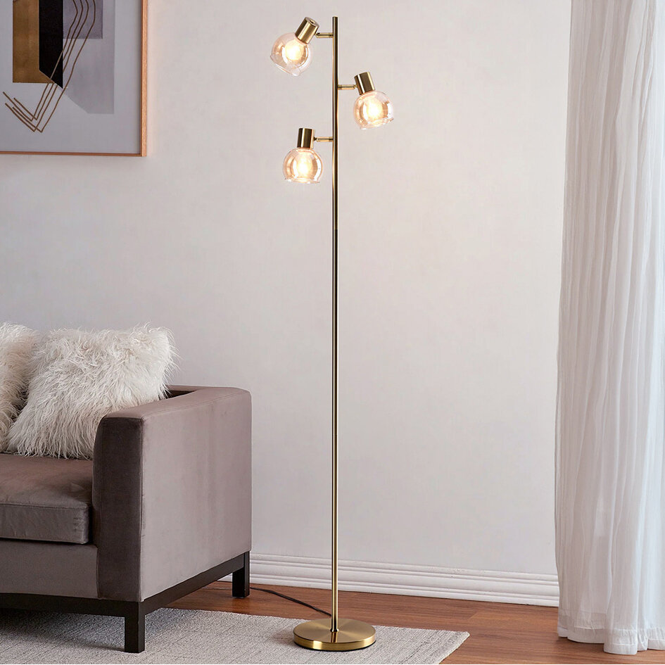 Golvlampa Pieta med tre lampor och amberfärgat glas - vridbar