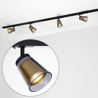 Set med 1-fas skensystem på 1,5 meter och Jula-spotlights, guld